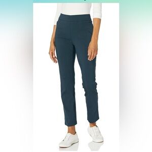 Briggs New York women’s super stretch millenium welt pocket pull on pant